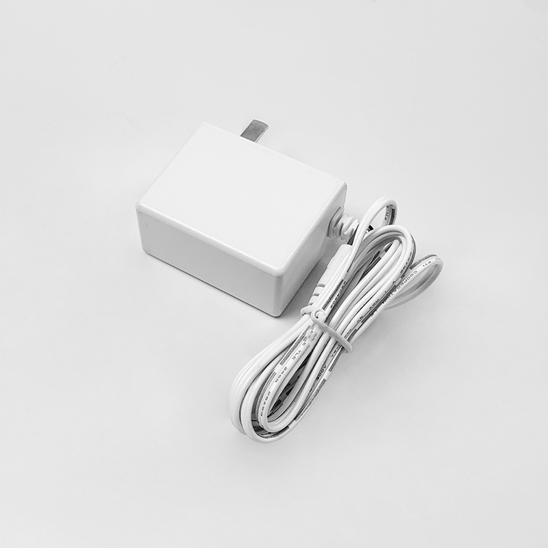 DC12V2A电源适配器详解